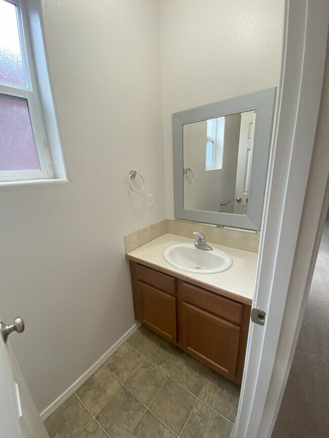 Building Photo - Coming Soon! Spacious Two Story Home In Ja...