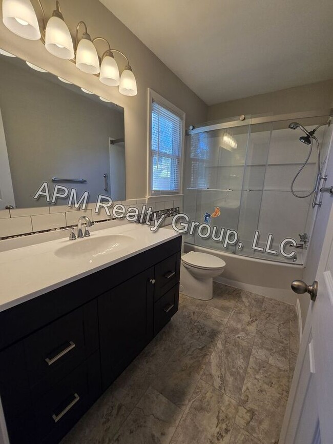 Building Photo - Renovated house in Irmo