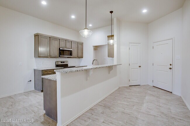 Foto del edificio - 5526 121st St