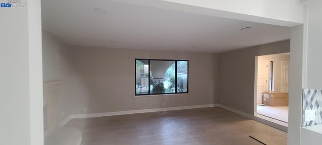 Building Photo - 1768 Green Valley Rd
