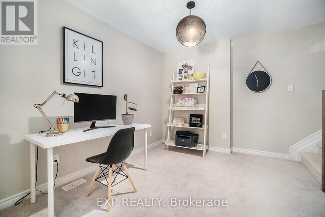 Building Photo - 83 Stockholm Private