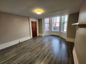 Building Photo - 96 Wentworth St