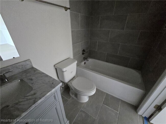 Foto del edificio - 6818 San Benito Dr