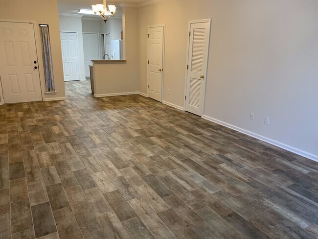 Entrance to living room - 389 Scrub Jay Dr