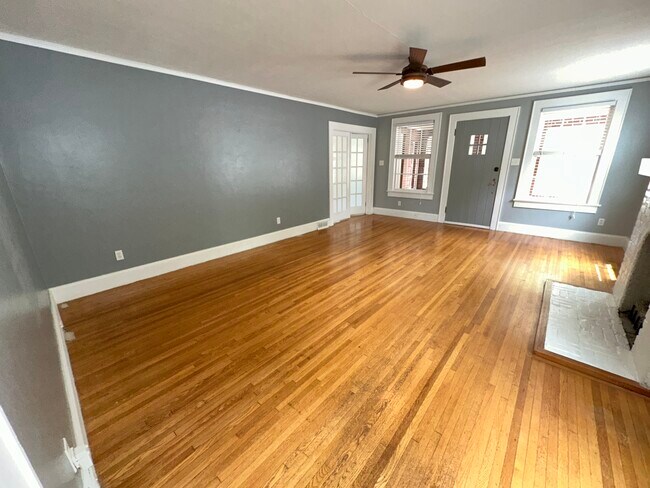 Foto del edificio - 115 6th Ave NE