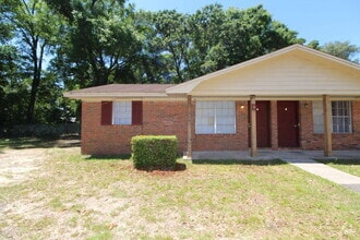 Building Photo - 10151 Guidy Ln