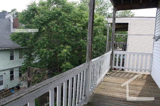 Foto del edificio - No Brokers Fee, Pets Friendly, Eat-in Kitchen, Big Bedrooms, Laundry on a Site