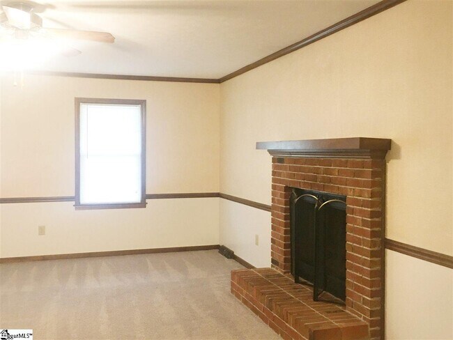 Building Photo - 509 Neely Ferry Rd
