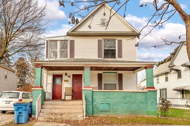 Foto del edificio - 1335 Hamilton Ave NW
