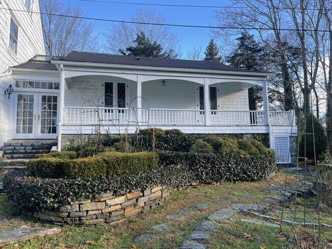 Front of apartment - 856 Boston Post Rd