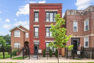 Building Photo - 5443 S Federal St
