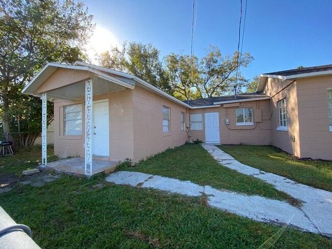 Photo - 4246 Minoso St Apartment