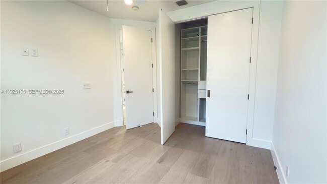 Foto del edificio - 3763 Oak Ridge Cir