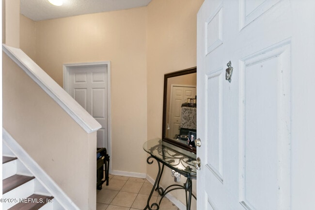 Building Photo - 7036 Deer Lodge Cir