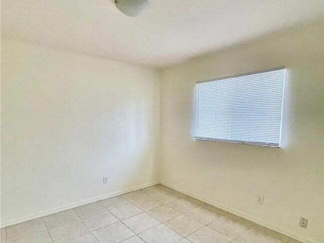 Foto del edificio - 2703 SW 1st Ave