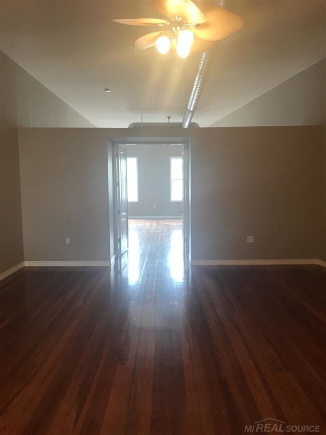 Foto del edificio - 7765 Auburn Rd