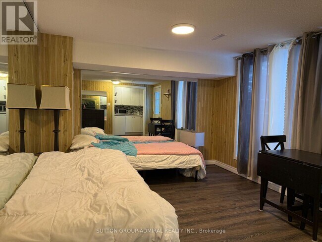 Photo du bâtiment - 82 Henderson Dr