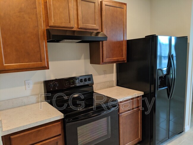 Building Photo - 3369 Wellborn Dr
