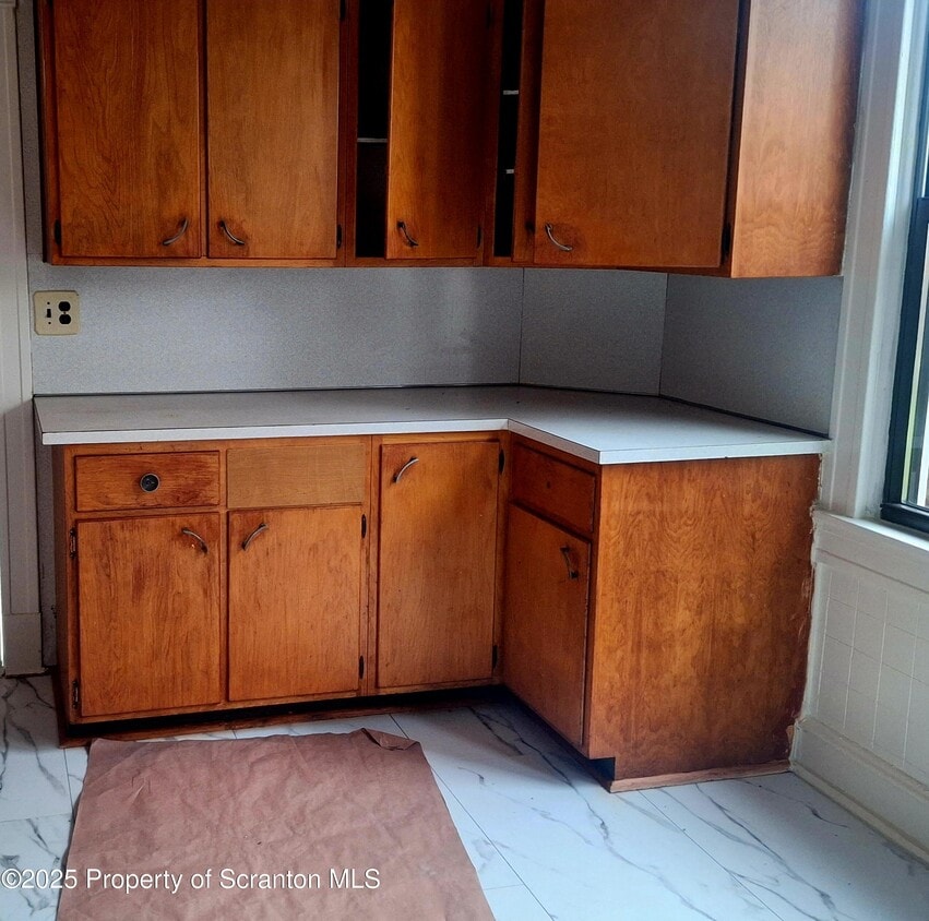 Foto del edificio - 909 Linden St