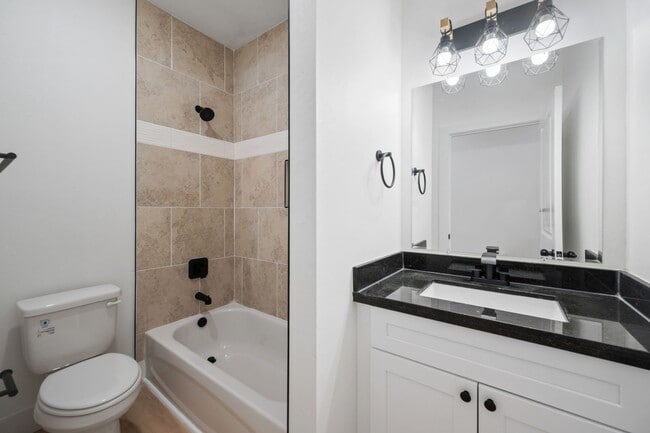 Foto del edificio - 8410 Sunnyhill St