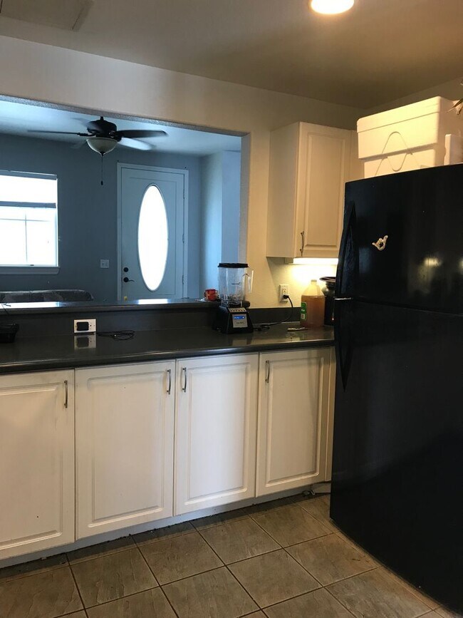 Foto del edificio - 3 Bedroom 3.5 Bath Covered garage at Nanea...