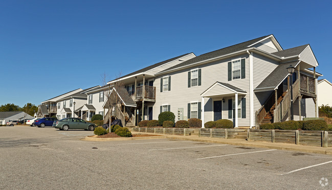 Northstone - Northstone Apartment Homes