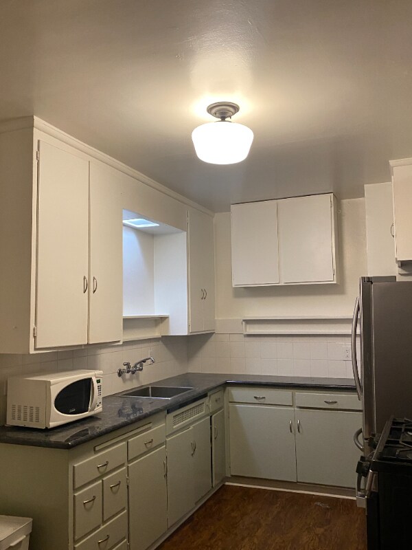 Foto del edificio - 2480 Virginia St