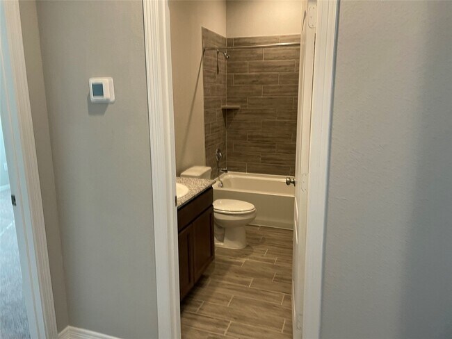 Foto del edificio - 24814 Sierra Laurel Ln