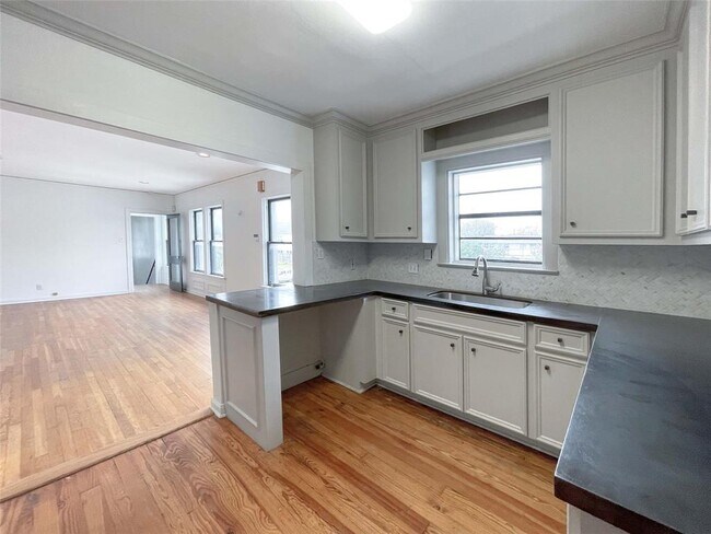 Foto del edificio - 2525 Driscoll St