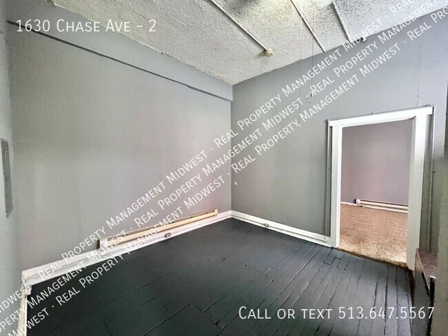 Foto del edificio - 1630 Chase Ave