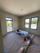 Building Photo - 1026 Oak St