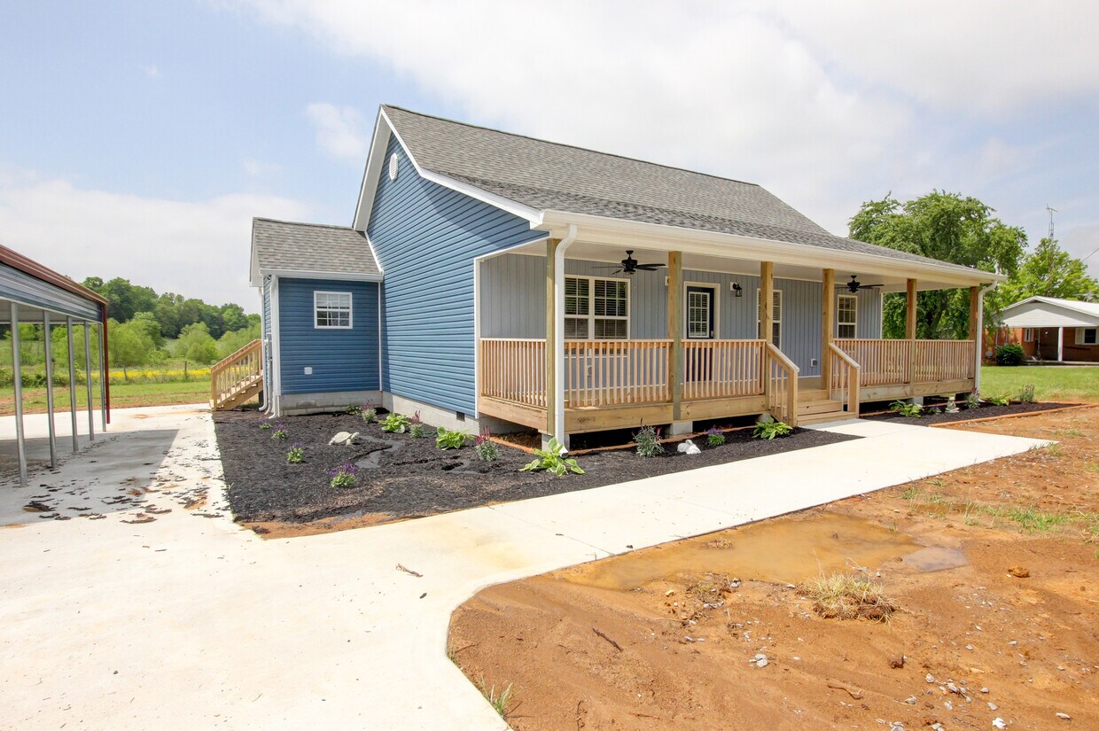 5821 Highland Lick Rd, Elkton, KY 42220 House Rental in Elkton, KY