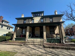 Building Photo - 2154 Tuller St