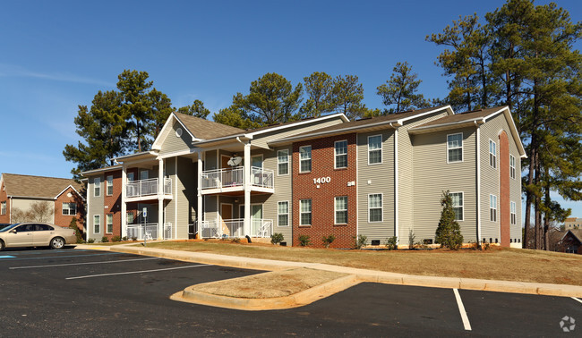 Building Photo - Harbison Gardens