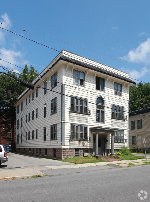 Building Photo - 5 Prospect St