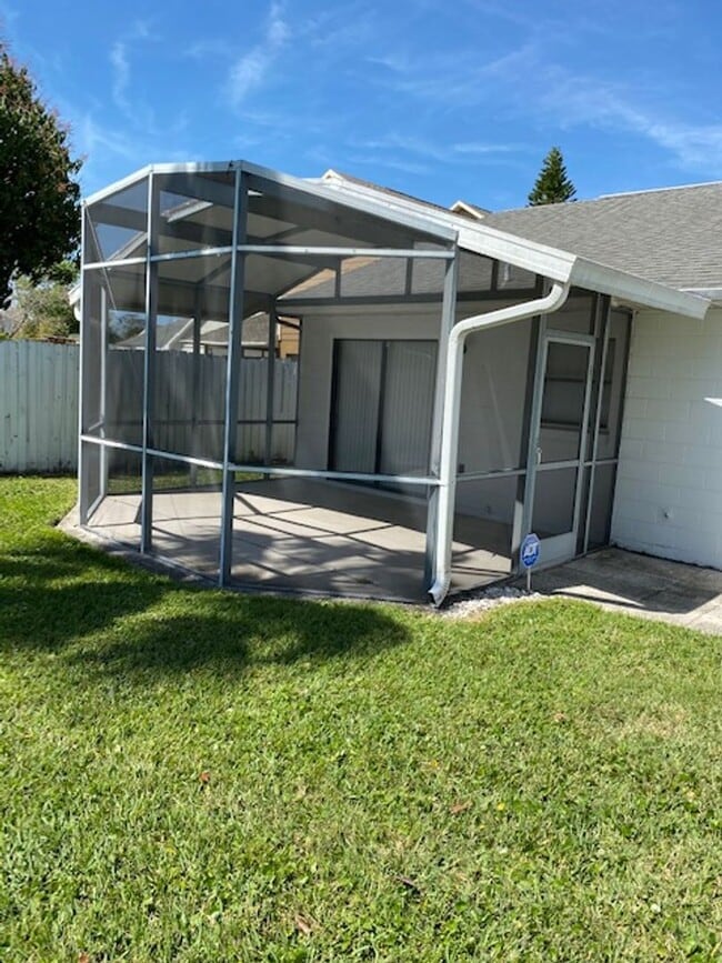 Foto del edificio - Charming Home in Whisper Lakes!! Available...