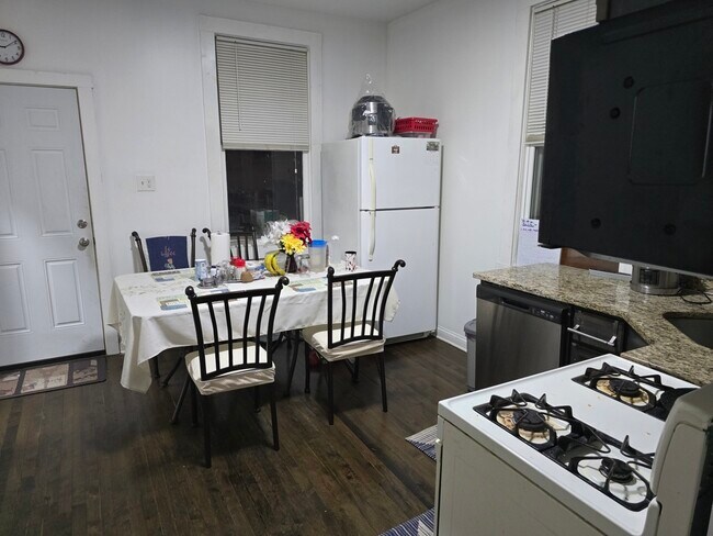 Foto del edificio - 2632 W 25th St