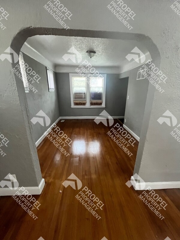 Foto del edificio - 19269 Hawthorne St