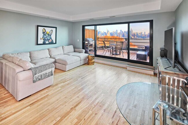 Foto del edificio - 518-536 Gregory Ave