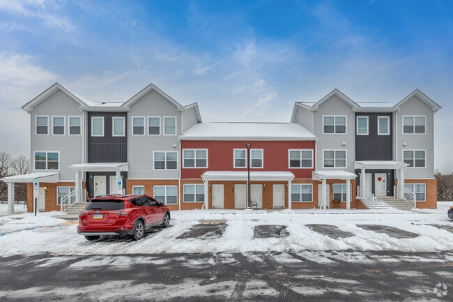 Building Photo - Bridgeside Estates