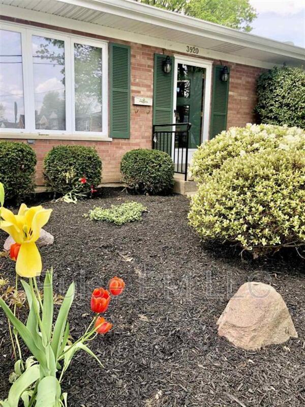 Photo - 3920 Lloyd Ave House