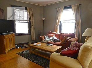 Building Photo - 3 bedroom in Brookline MA 02445
