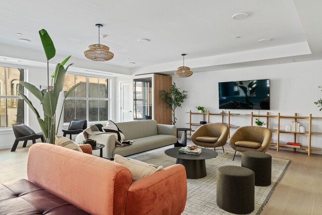 Mily on Green - Mily on Green Apartments