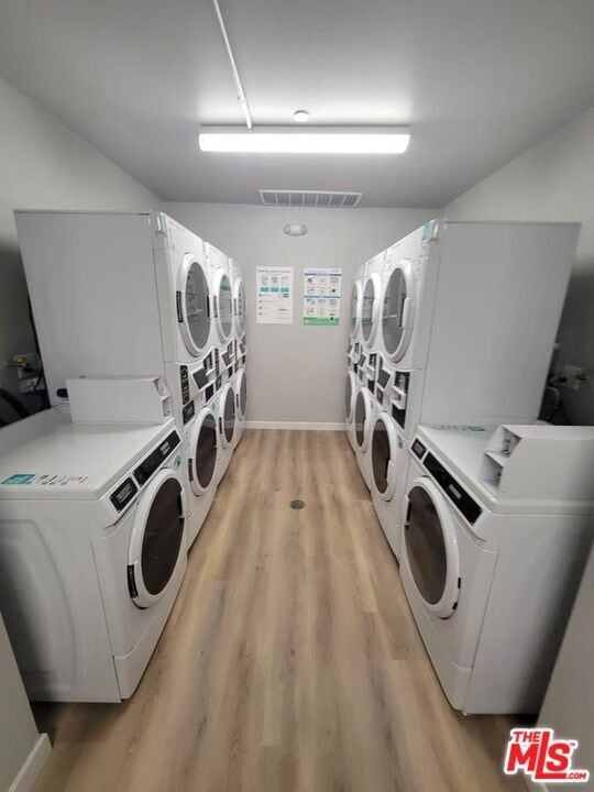 Foto del edificio - 1635 E 117th Pl