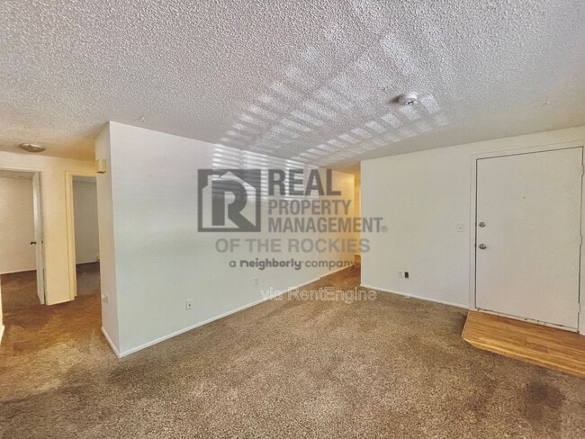 Building Photo - 2354 10th St SW