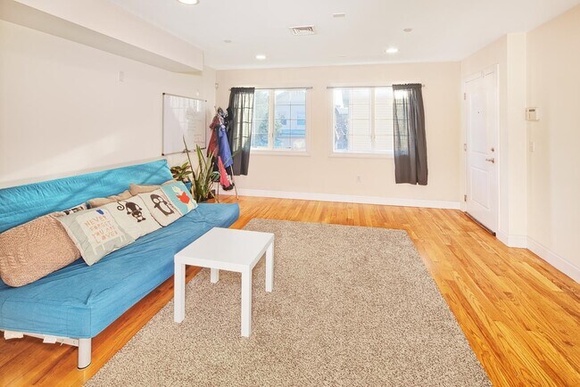 Foto del edificio - 124 68th St