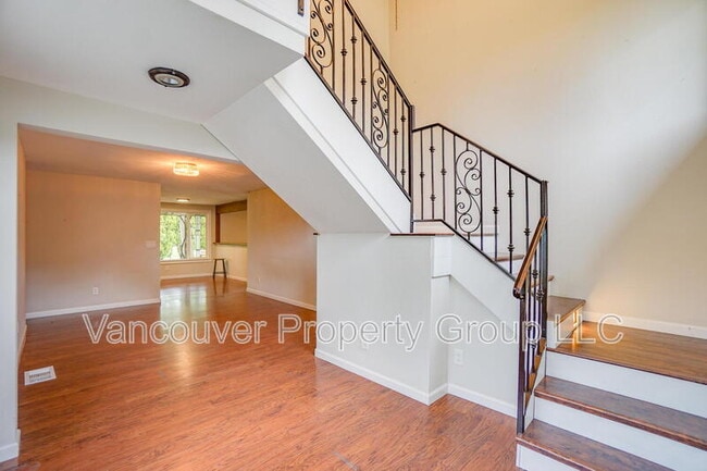 Foto del edificio - 9412 NE 8th St