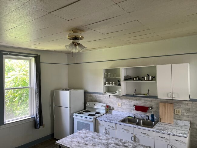 Building Photo - 1118 Penn Ave