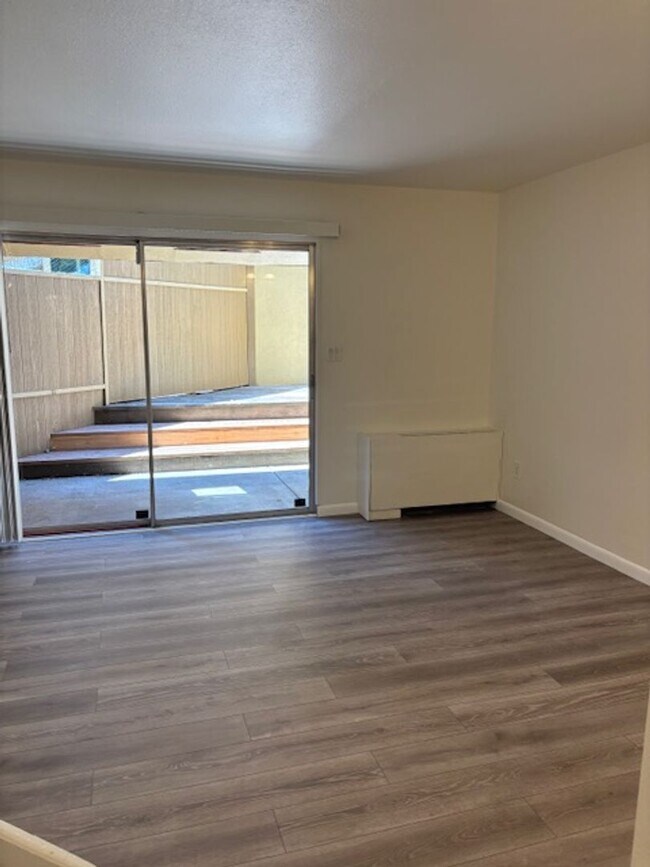 Foto del edificio - Close to Campus 2BD/1.5 BA Townhouse - Ava...