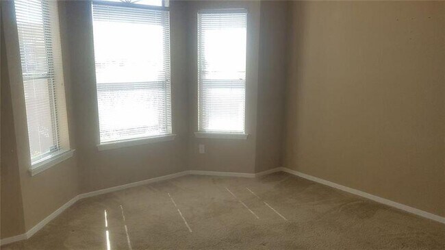 Building Photo - 1540 Altar Del Sol Dr